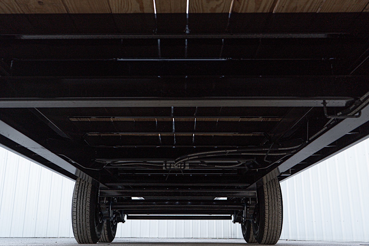 PJ Trailers 26'x102" Gooseneck Deckover Power Tilt Trailer (T8) - Stock #87730 - Image 15 of 23 PJ Trailers 26'x102" Gooseneck Deckover Power Tilt Trailer (T8) - Stock #87730 - Image 15 of 23