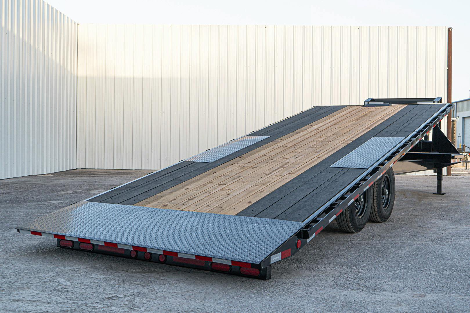 PJ Trailers 26'x102" Gooseneck Deckover Power Tilt Trailer (T8) - Stock #87730 - Image 21 of 23