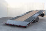 PJ Trailers 26'x102" Gooseneck Deckover Power Tilt Trailer (T8) Stock #87730 - Thumbnail 21
