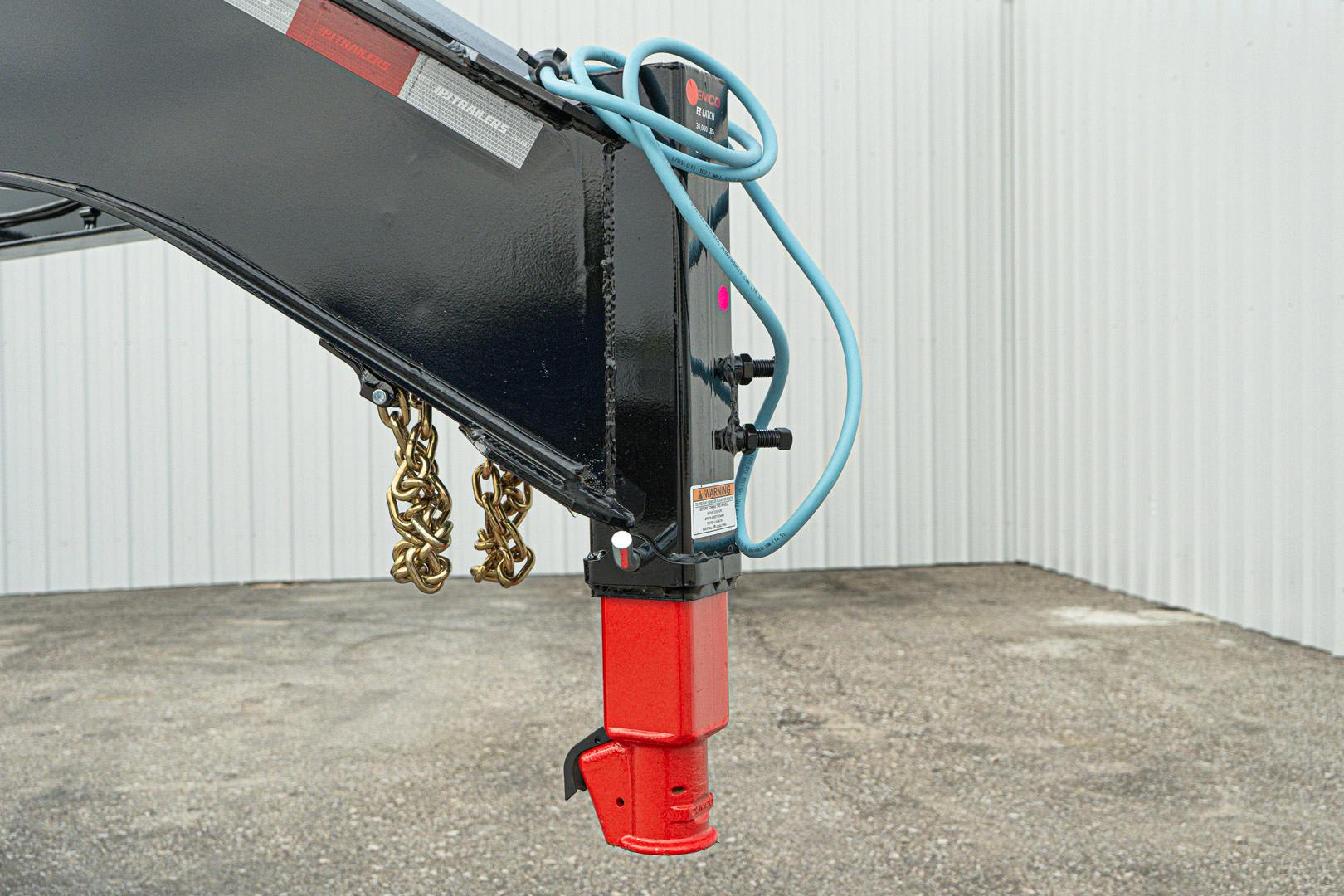 PJ Trailers 25'x102" Gooseneck Low Pro Flatbed Trailer w/ Duals (LD) - Stock #87761 - Image 13 of 26