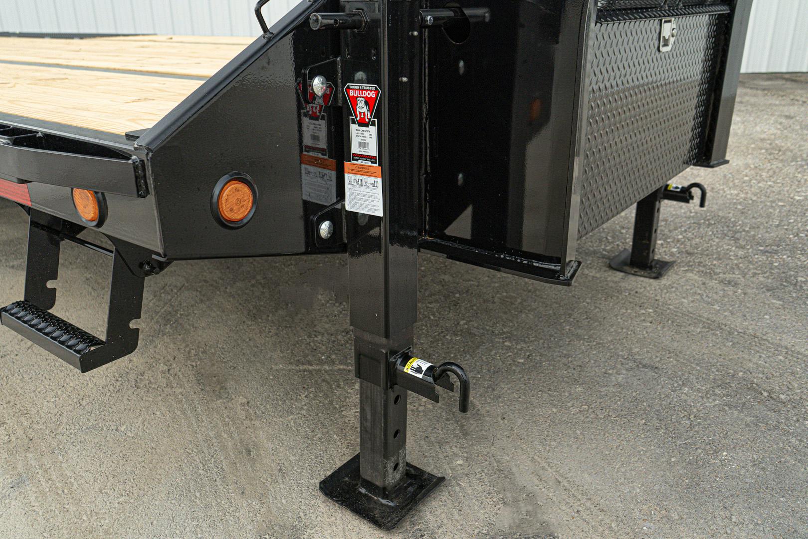 PJ Trailers 25'x102" Gooseneck Low Pro Flatbed Trailer w/ Duals (LD) - Stock #87761 - Image 16 of 26