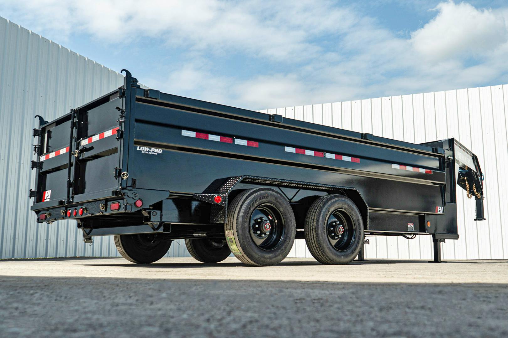 PJ Trailers 16'x83" Gooseneck HD Low Pro Dump Trailer w/ 3' Sides (DE) - Stock #87844 - Image 24 of 30