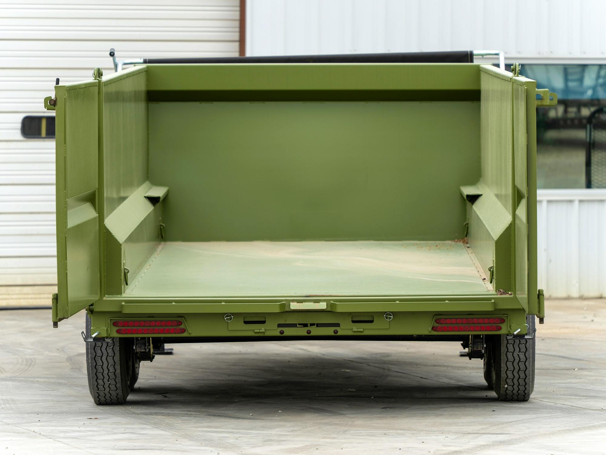 ARC Trailers 14'x83" Gooseneck Telescopic Dump Trailer w/ 4' Sides (GDT) - Stock #87849 - Image 4 of 4