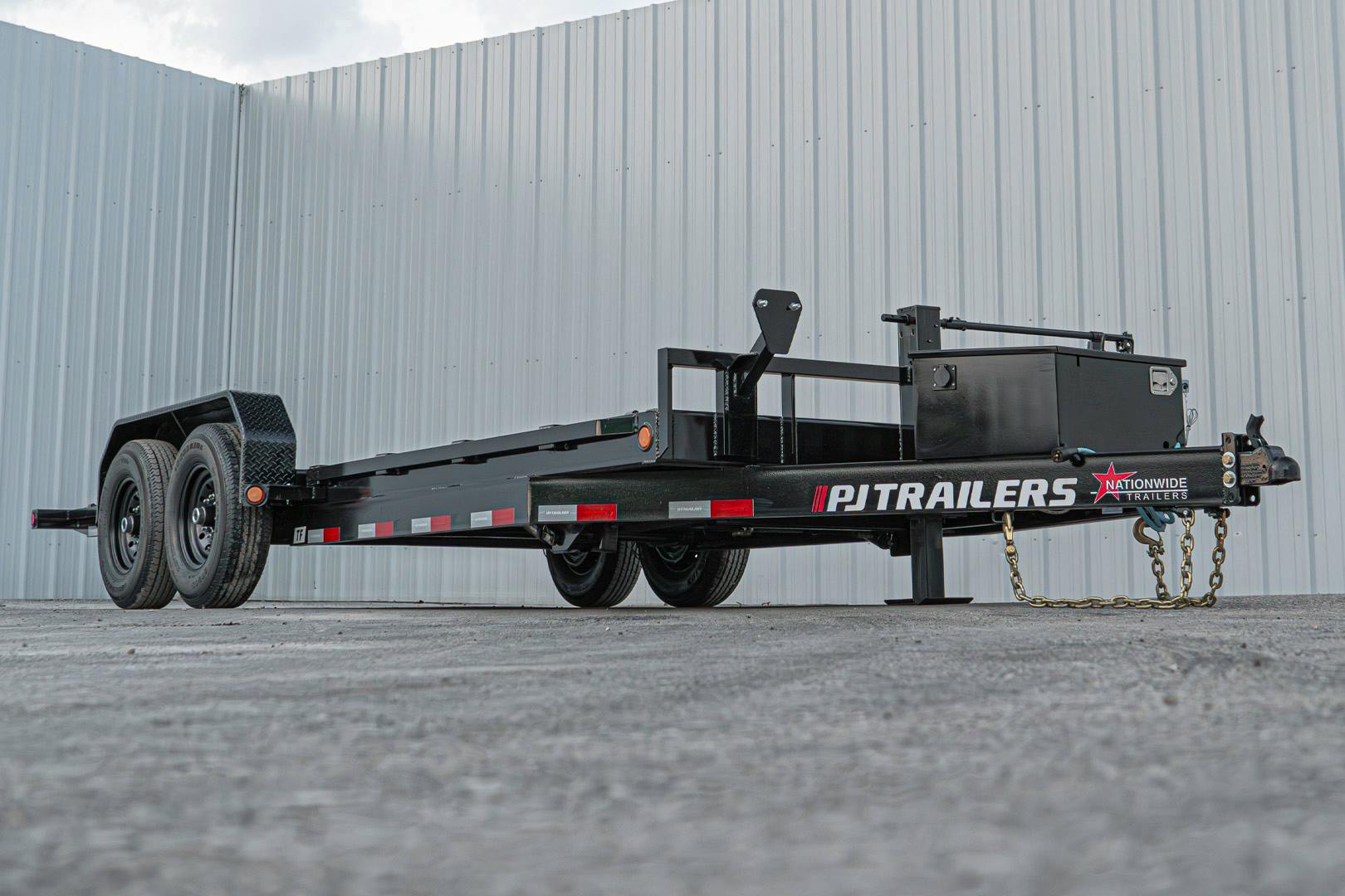 PJ Trailers 20'x82" Powered Full Deck Tilt Trailer (TF) - Stock #87883 - Image 6 of 22