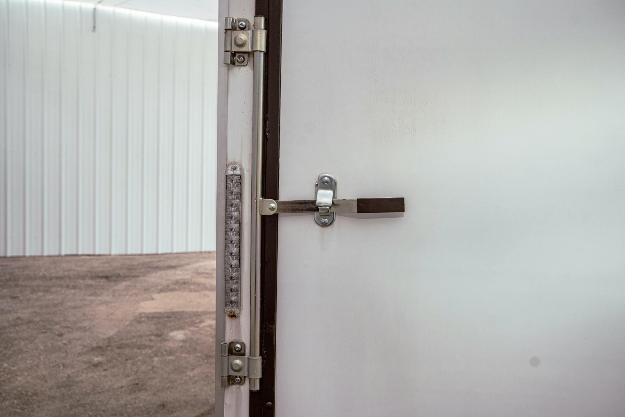 CellTech 8.5'x20' All-Steel Enclosed Cargo Trailer w/ Rear Ramp Door (C2) - Stock #87997 - Image 21 of 35