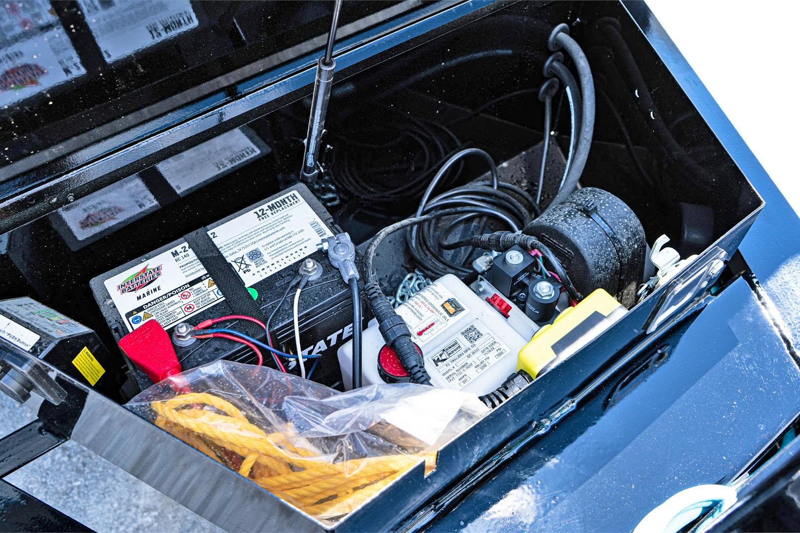 PJ Trailers 16'x83" Low Pro High Side Dump Trailer w/ 4' Sides (DM) - Stock #88047 - Image 11 of 30