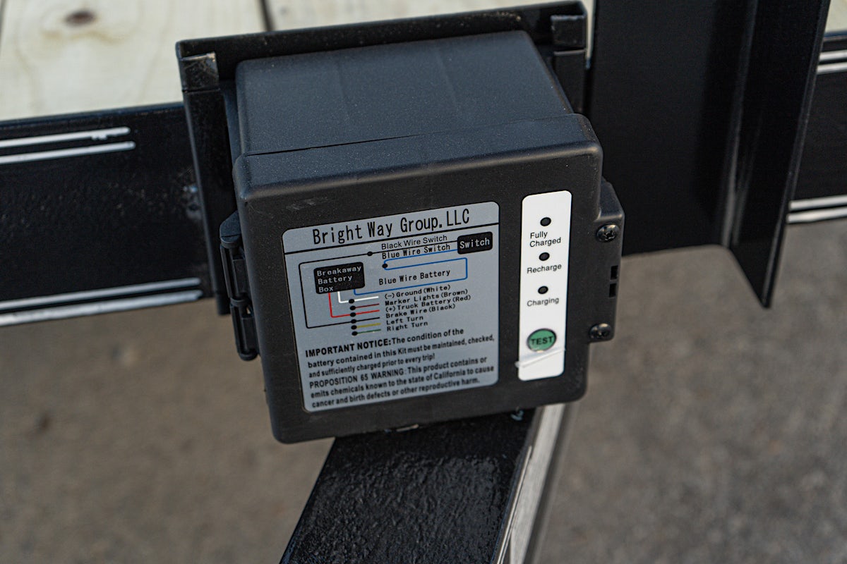 Texas Bragg 16'x83" Utility Trailer w/ 4' Gate (U2) - Stock #88108 - Image 6 of 15 Texas Bragg 16'x83" Utility Trailer w/ 4' Gate (U2) - Stock #88108 - Image 6 of 15