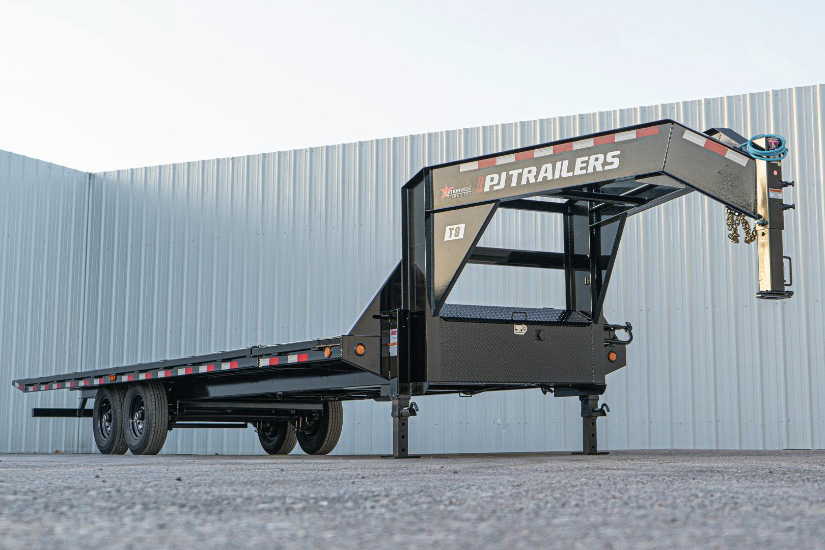 PJ Trailers 26'x102" Gooseneck Deckover Power Tilt Trailer (T8) - Stock #88135 - Image 6 of 23