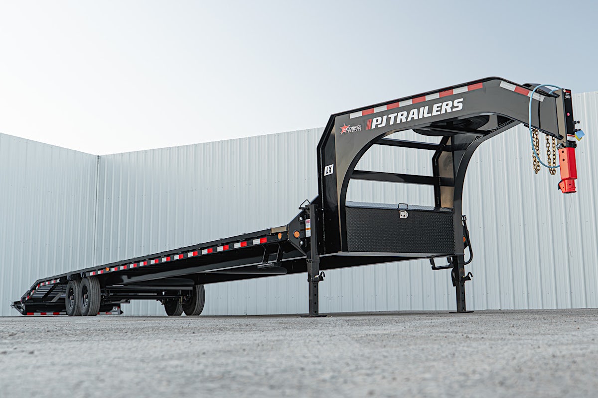 PJ Trailers 40'x102" 18k Gooseneck Flatbed Trailer w/ Singles (LX) - Stock #88158 - Image 9 of 27 PJ Trailers 40'x102" 18k Gooseneck Flatbed Trailer w/ Singles (LX) - Stock #88158 - Image 9 of 27