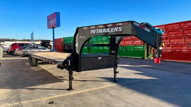 PJ Trailers 32'x102" 18k Gooseneck Flatbed Trailer w/ Singles (LX) - Stock #88159 - Image 2 of 7