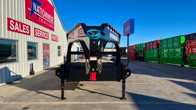 PJ Trailers 32'x102" 18k Gooseneck Flatbed Trailer w/ Singles (LX) - Stock #88159 - Image 7 of 7