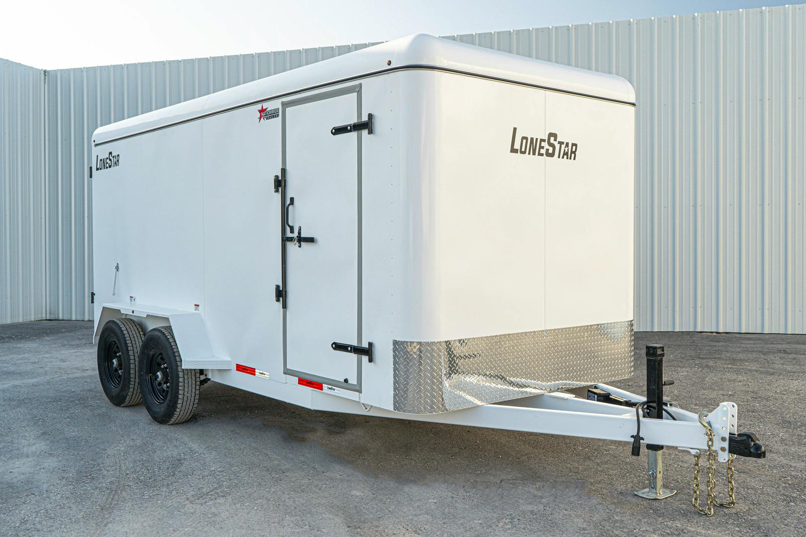 LoneStar 6.5'x16' 14k Steel Enclosed Cargo Trailer w/ Rear Barn Doors (C2) - Stock #88205 - Image 2 of 16