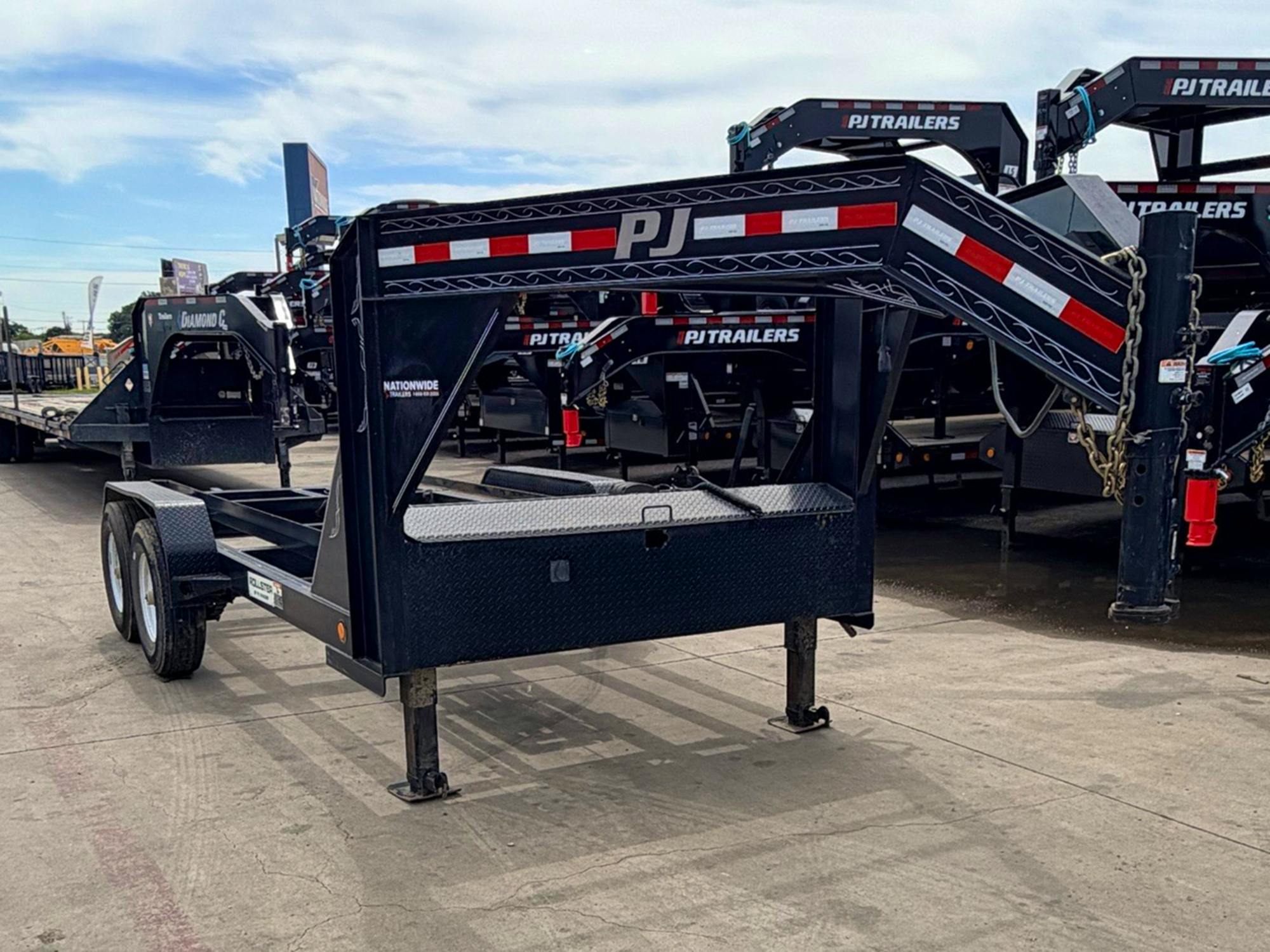 PJ Trailers USED 14'x83" Gooseneck Roll Off Dump Trailer (DR)