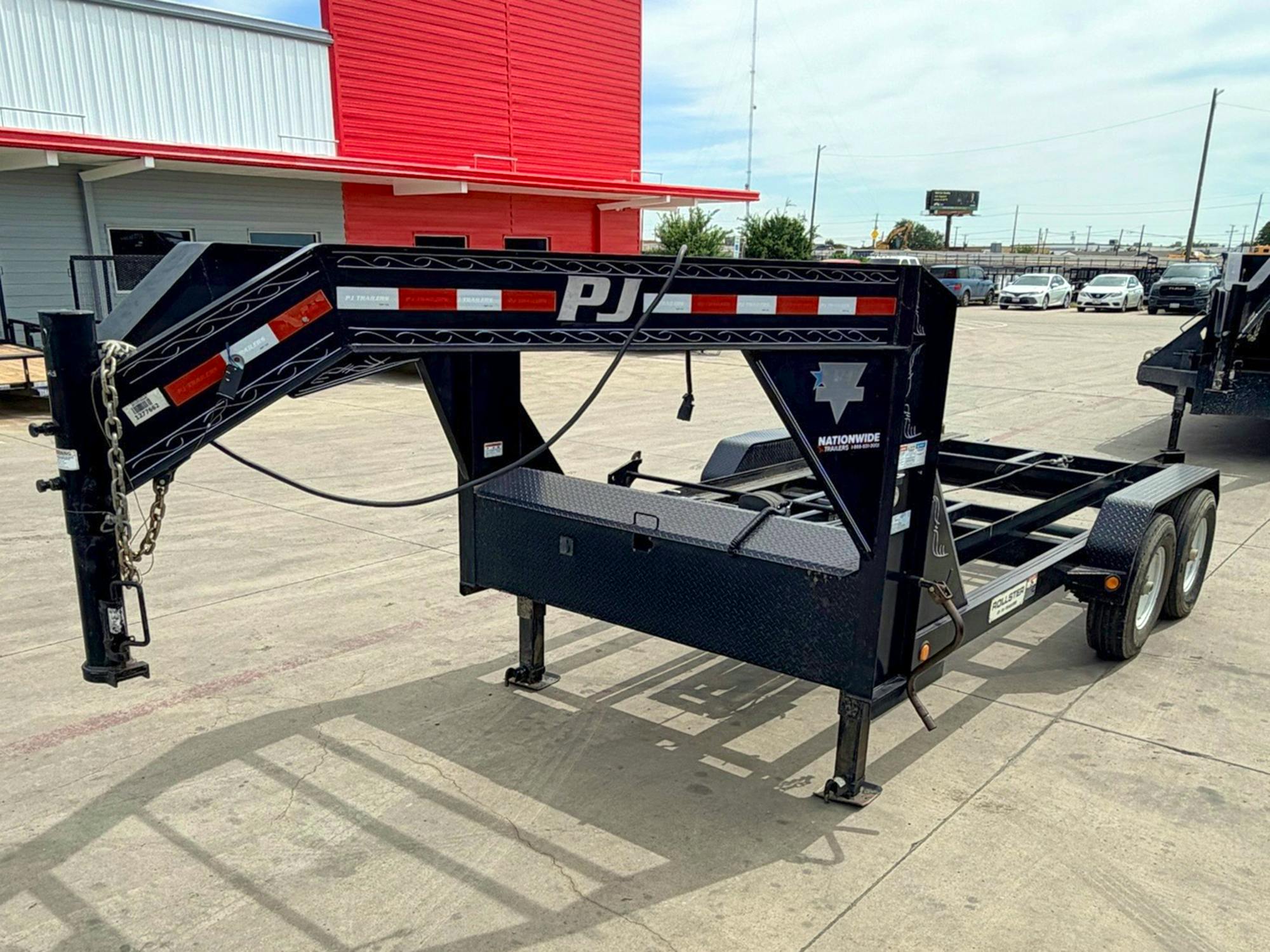 PJ Trailers USED 14'x83" Gooseneck Roll Off Dump Trailer (DR)