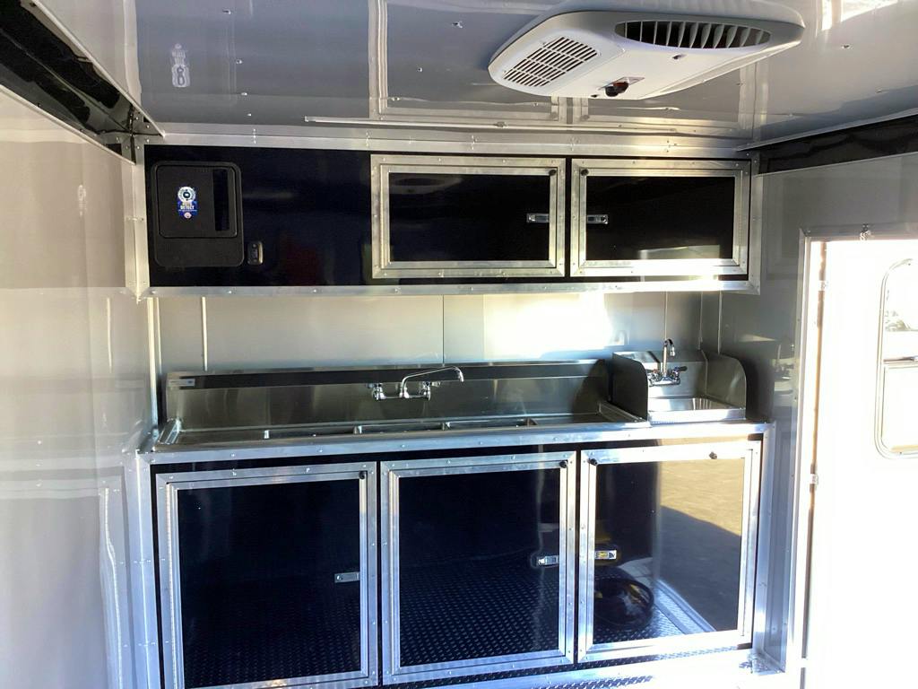 Spartan TA 8'6" × 22' Enclosed Cargo Trailer