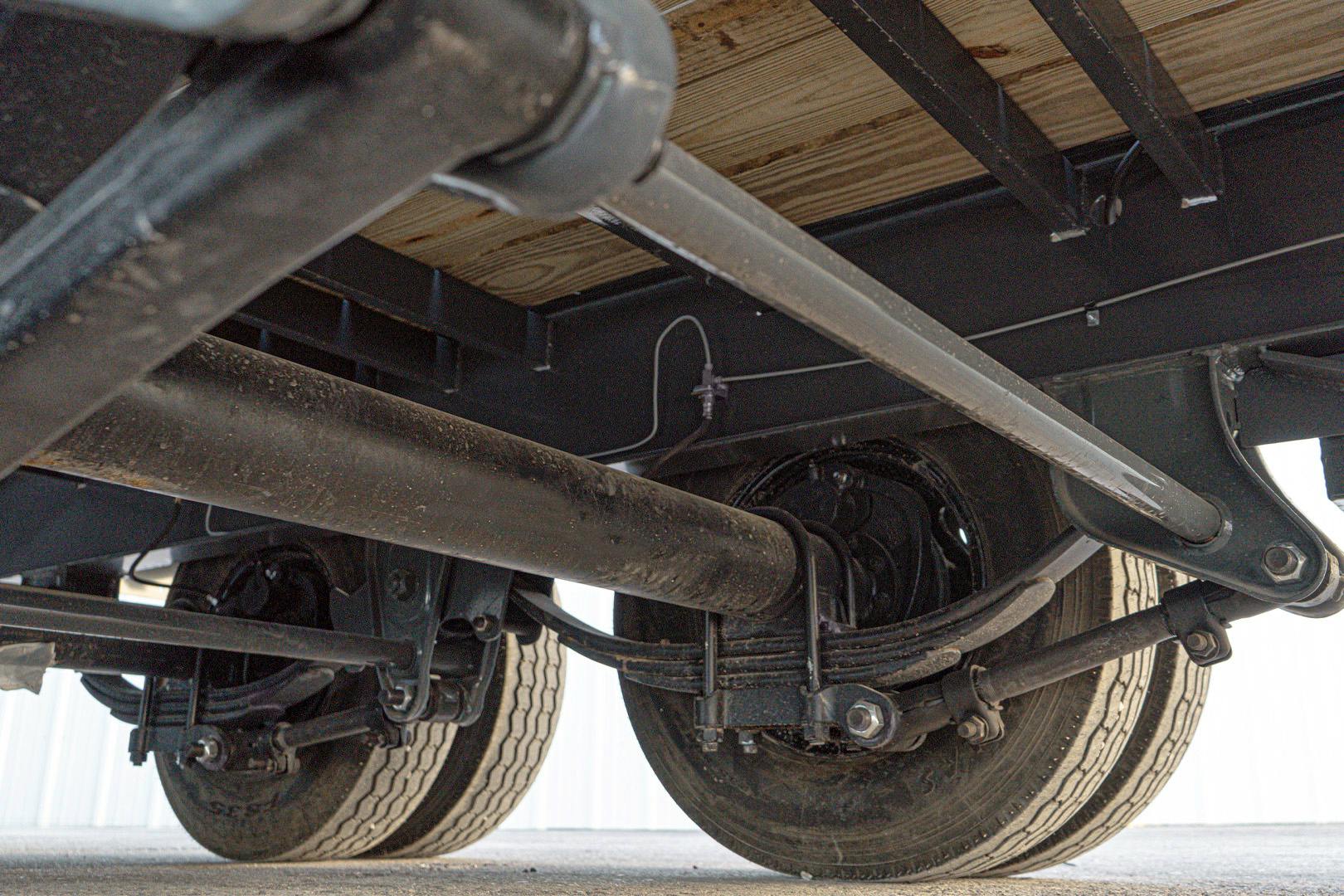 ARC Trailers 40'x102" 24K Gooseneck Flatbed Trailer w/ Duals (GDD) - Stock #88335 - Image 9 of 11