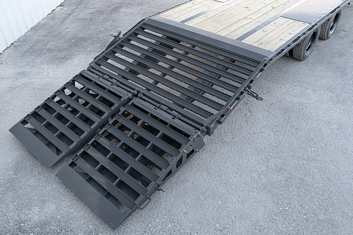 ARC Trailers 40'x102" 24K Gooseneck Flatbed Trailer w/ Duals (GDD) - Stock #88335 - Image 5 of 11 ARC Trailers 40'x102" 24K Gooseneck Flatbed Trailer w/ Duals (GDD) - Stock #88335 - Image 5 of 11