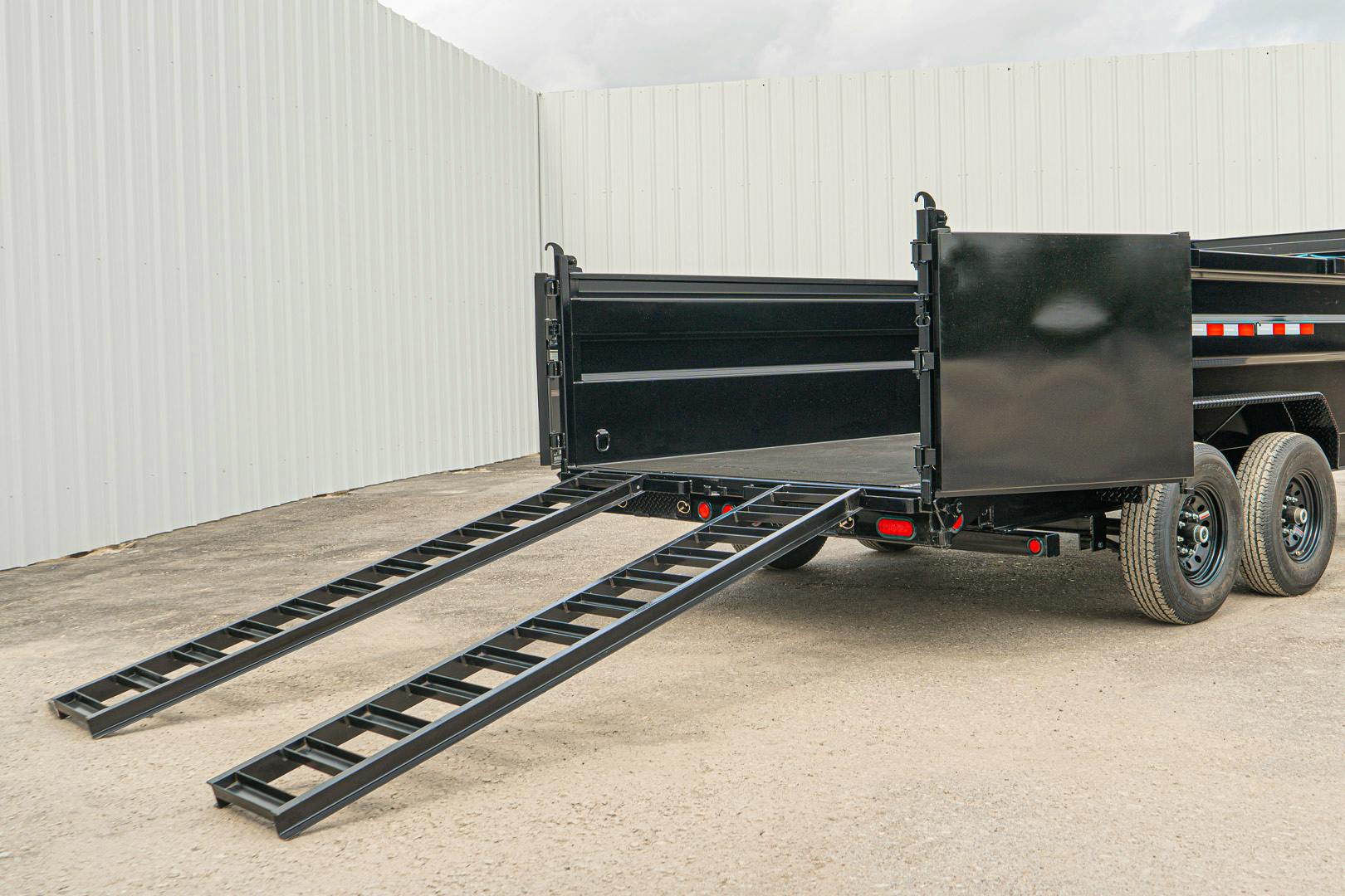 PJ Trailers 16'x83" Low Pro High Side Dump Trailer w/ 3' Sides (DM) - Stock #88386 - Image 25 of 28