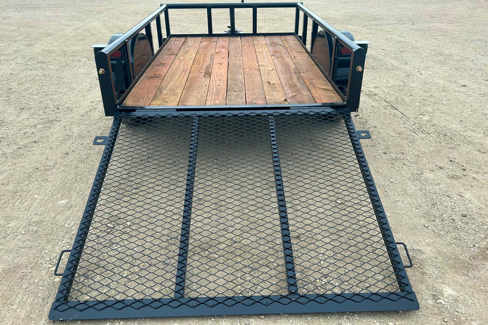 Texas Bragg 8'x60" Utility Trailer w/ 4' Gate (U1) - Stock #88424 - Image 4 of 5