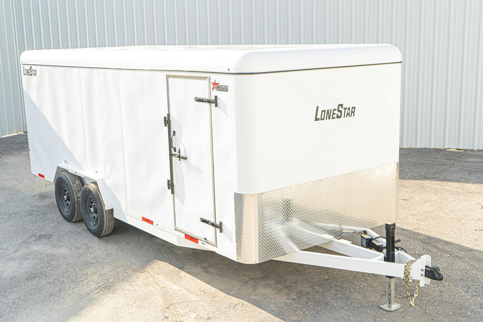 LoneStar 7.10'x20' 14k Steel Enclosed Cargo Trailer w/ Rear Ramp Door (C2) - Stock #88441 - Image 2 of 17