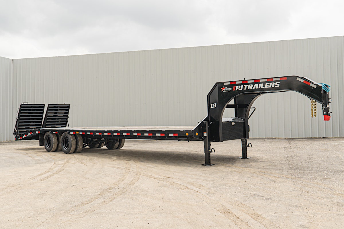 PJ Trailers 32'x102" 30k Gooseneck Low Pro Flatbed Trailer w/ Duals (LD) - Stock #88451 - Image 4 of 22 PJ Trailers 32'x102" 30k Gooseneck Low Pro Flatbed Trailer w/ Duals (LD) - Stock #88451 - Image 4 of 22