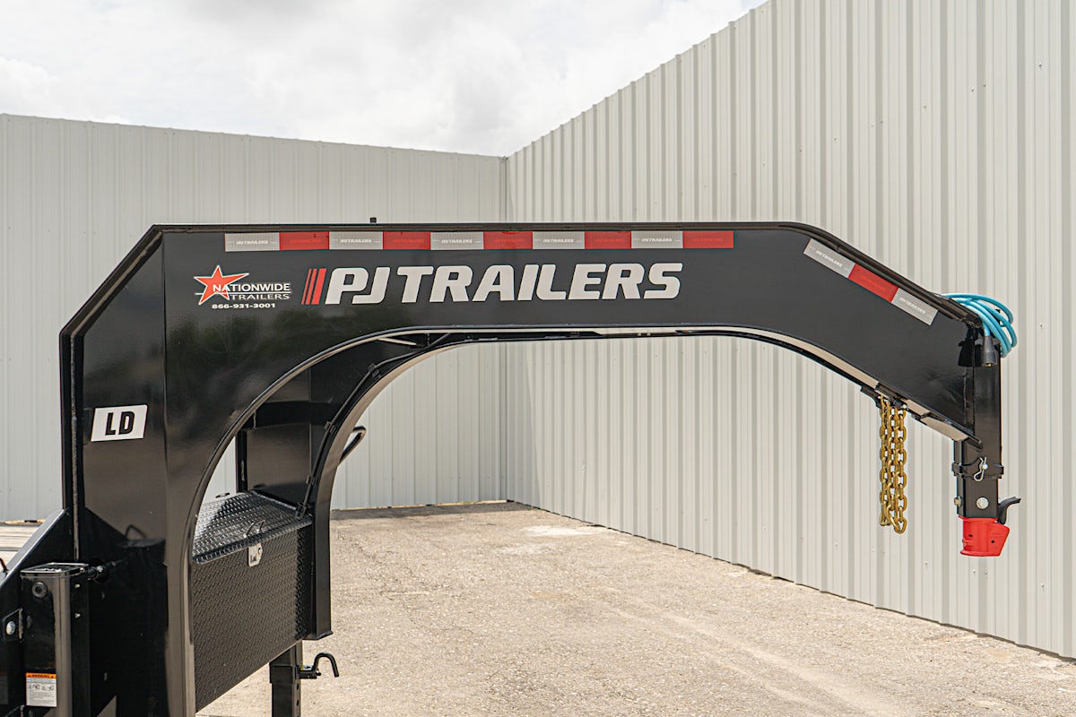 PJ Trailers 32'x102" 30k Gooseneck Low Pro Flatbed Trailer w/ Duals (LD) - Stock #88451 - Image 9 of 22 PJ Trailers 32'x102" 30k Gooseneck Low Pro Flatbed Trailer w/ Duals (LD) - Stock #88451 - Image 9 of 22