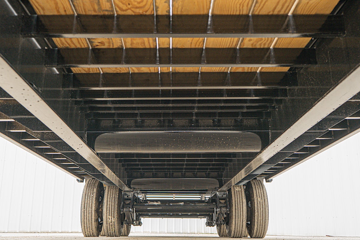 PJ Trailers 32'x102" 30k Gooseneck Low Pro Flatbed Trailer w/ Duals (LD) - Stock #88451 - Image 17 of 22 PJ Trailers 32'x102" 30k Gooseneck Low Pro Flatbed Trailer w/ Duals (LD) - Stock #88451 - Image 17 of 22