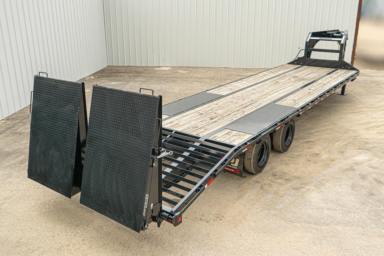 PJ Trailers 32'x102" 30k Gooseneck Low Pro Flatbed Trailer w/ Duals (LD) - Stock #88451 - Image 19 of 22