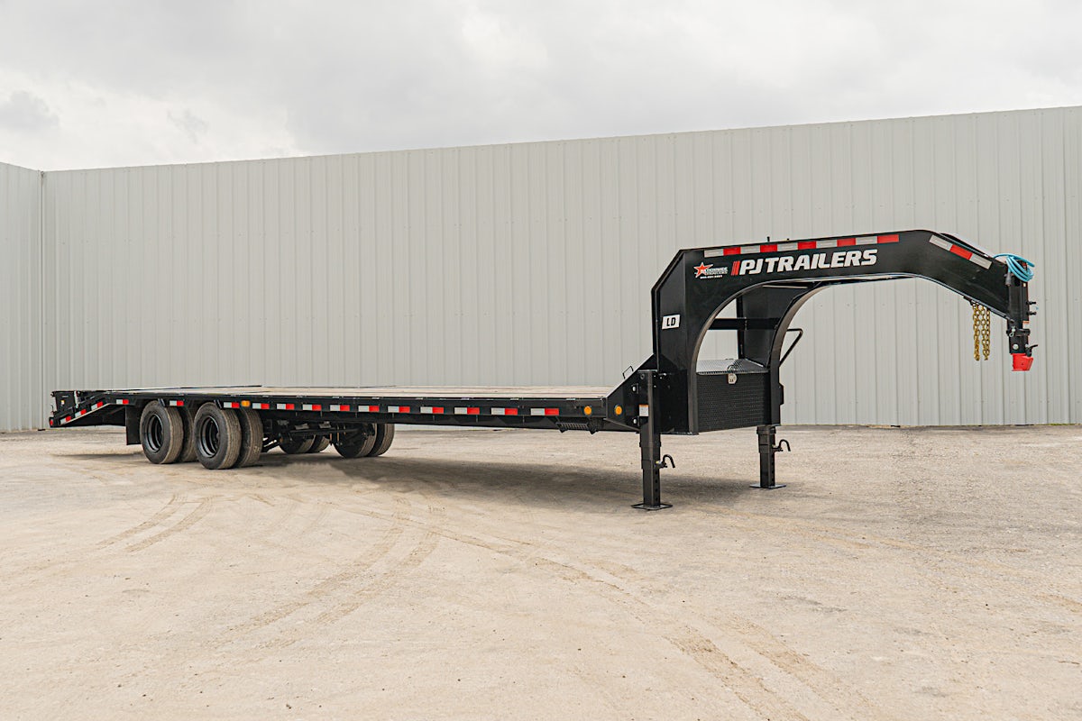 PJ Trailers 32'x102" 30k Gooseneck Low Pro Flatbed Trailer w/ Duals (LD) - Stock #88453 - Image 5 of 22 PJ Trailers 32'x102" 30k Gooseneck Low Pro Flatbed Trailer w/ Duals (LD) - Stock #88453 - Image 5 of 22
