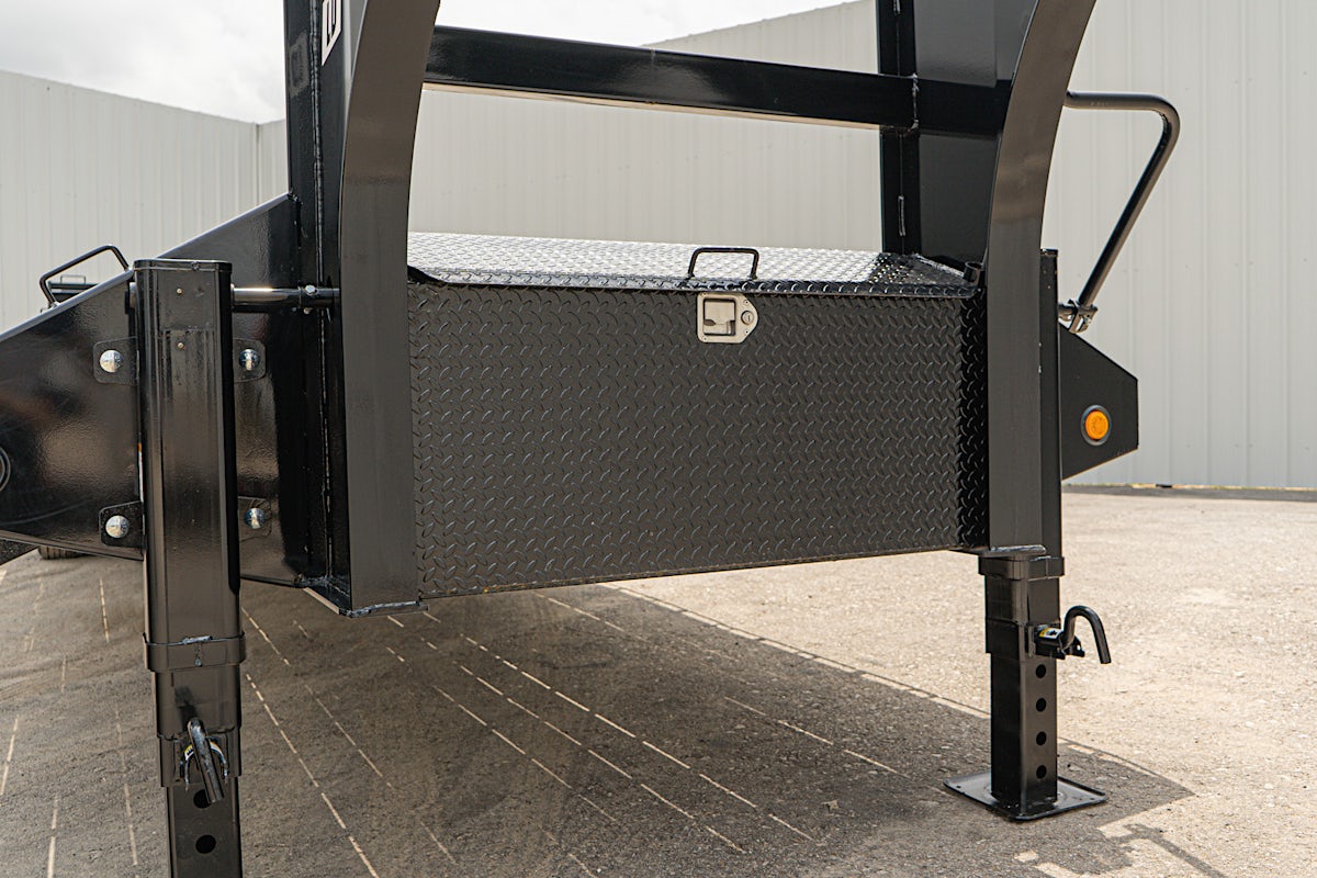 PJ Trailers 32'x102" 30k Gooseneck Low Pro Flatbed Trailer w/ Duals (LD) - Stock #88453 - Image 11 of 22 PJ Trailers 32'x102" 30k Gooseneck Low Pro Flatbed Trailer w/ Duals (LD) - Stock #88453 - Image 11 of 22