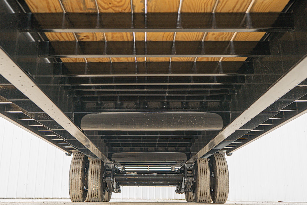 PJ Trailers 32'x102" 30k Gooseneck Low Pro Flatbed Trailer w/ Duals (LD) - Stock #88453 - Image 17 of 22 PJ Trailers 32'x102" 30k Gooseneck Low Pro Flatbed Trailer w/ Duals (LD) - Stock #88453 - Image 17 of 22