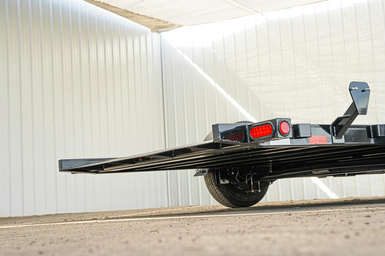 PJ Trailers 13'x81" Single Axle Hydraulic Gravity Tilt Trailer (T1) - Stock #88463 - Image 17 of 18