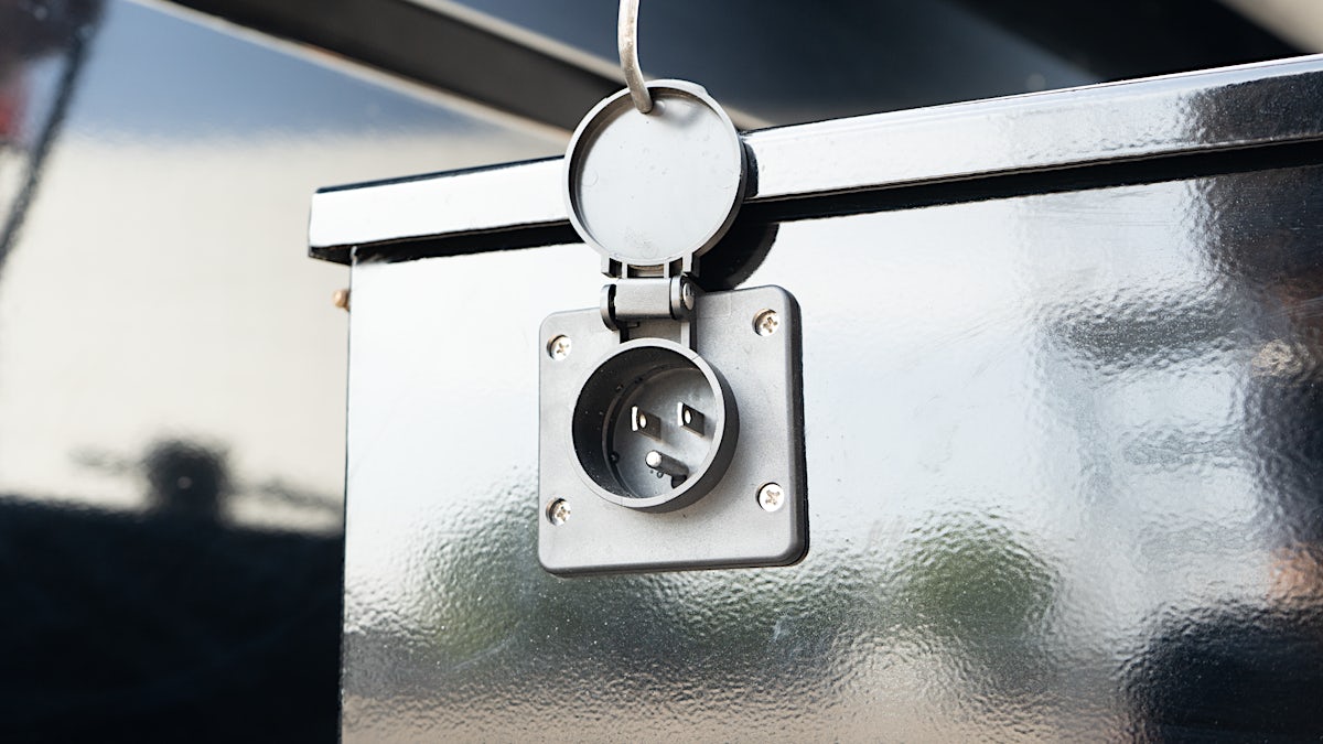 PJ Trailers 14'x83" Low Pro High Side Dump Trailer w/ 3' Sides (DM) - Stock #88481 - Image 14 of 25 PJ Trailers 14'x83" Low Pro High Side Dump Trailer w/ 3' Sides (DM) - Stock #88481 - Image 14 of 25