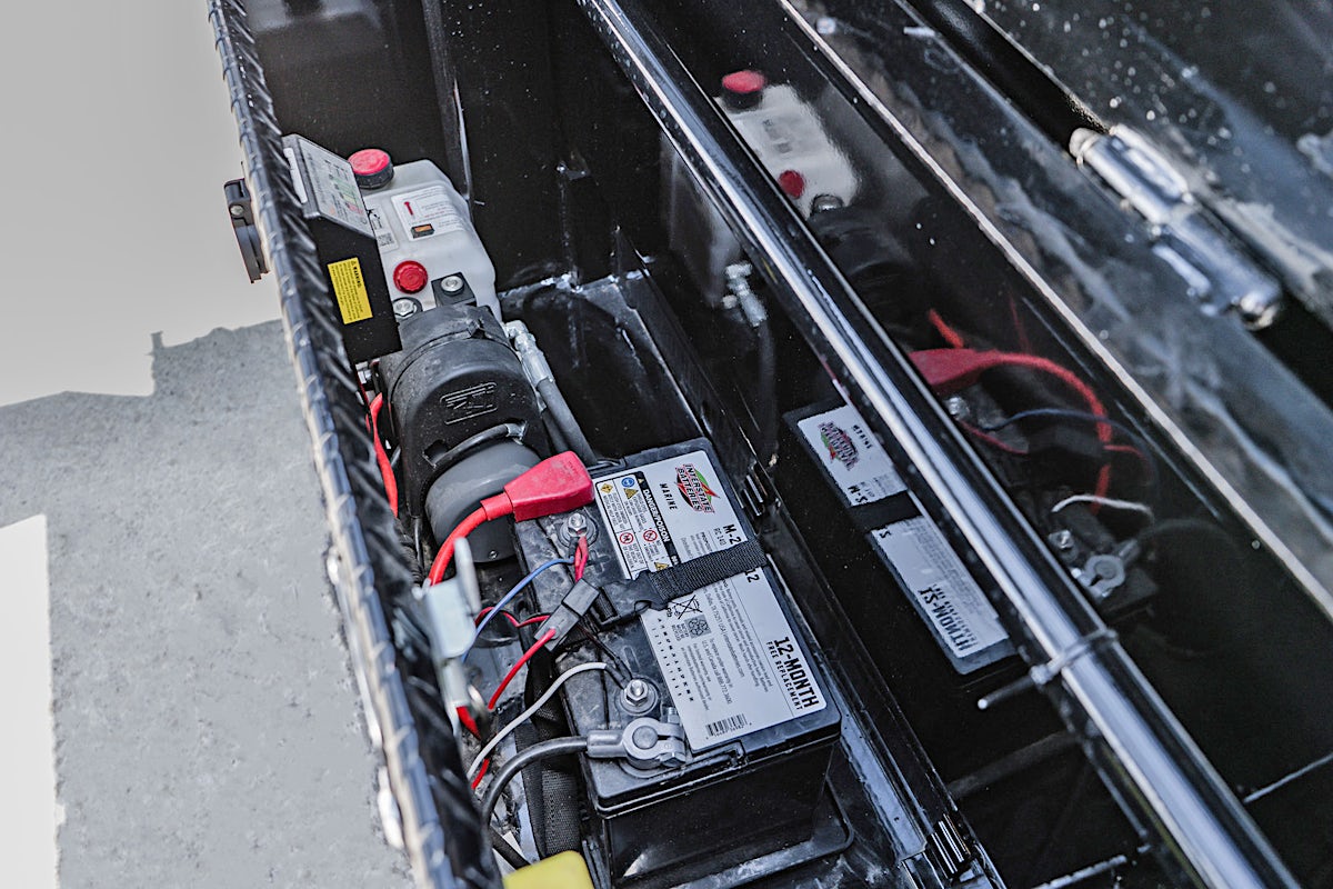 PJ Trailers 14'x83" Low Pro High Side Dump Trailer w/ 3' Sides (DM) - Stock #88503 - Image 14 of 35 PJ Trailers 14'x83" Low Pro High Side Dump Trailer w/ 3' Sides (DM) - Stock #88503 - Image 14 of 35