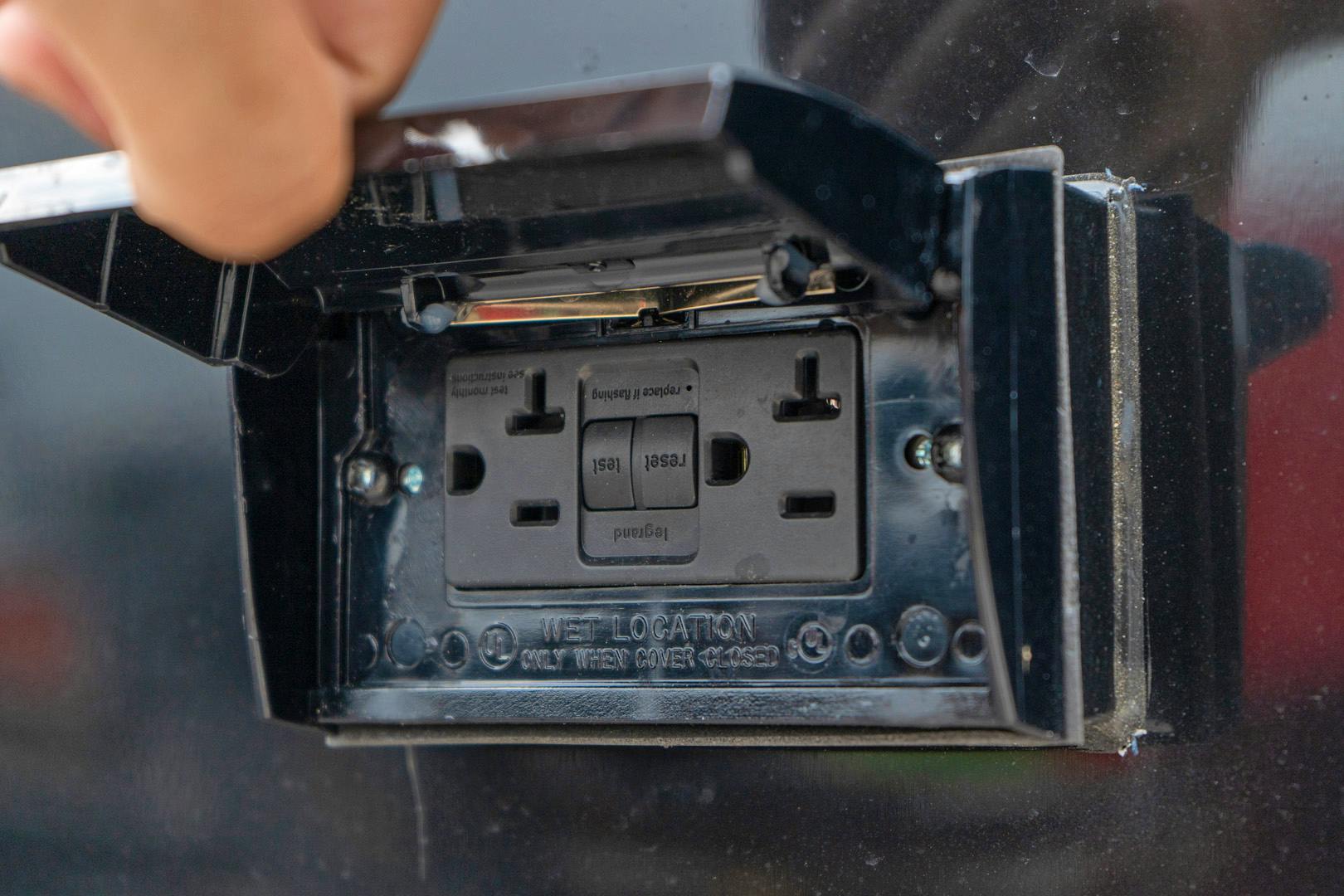 Spartan 8.5'x28' Enclosed Race Trailer w/ Rear Ramp Door (CR) - Stock #88528 - Image 13 of 36