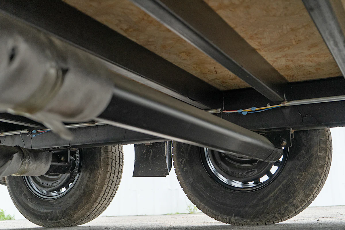 Spartan 8.5'x28' Enclosed Race Trailer w/ Rear Ramp Door (CR) - Stock #88528 - Image 16 of 36 Spartan 8.5'x28' Enclosed Race Trailer w/ Rear Ramp Door (CR) - Stock #88528 - Image 16 of 36