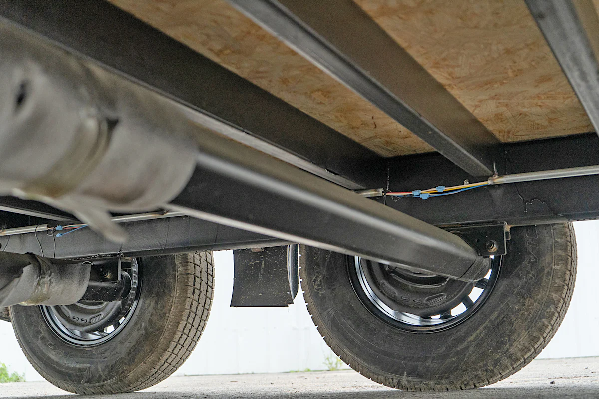 Spartan 8.5'x28' Enclosed Race Trailer w/ Rear Ramp Door (CR) - Stock #88528 - Image 17 of 36 Spartan 8.5'x28' Enclosed Race Trailer w/ Rear Ramp Door (CR) - Stock #88528 - Image 17 of 36