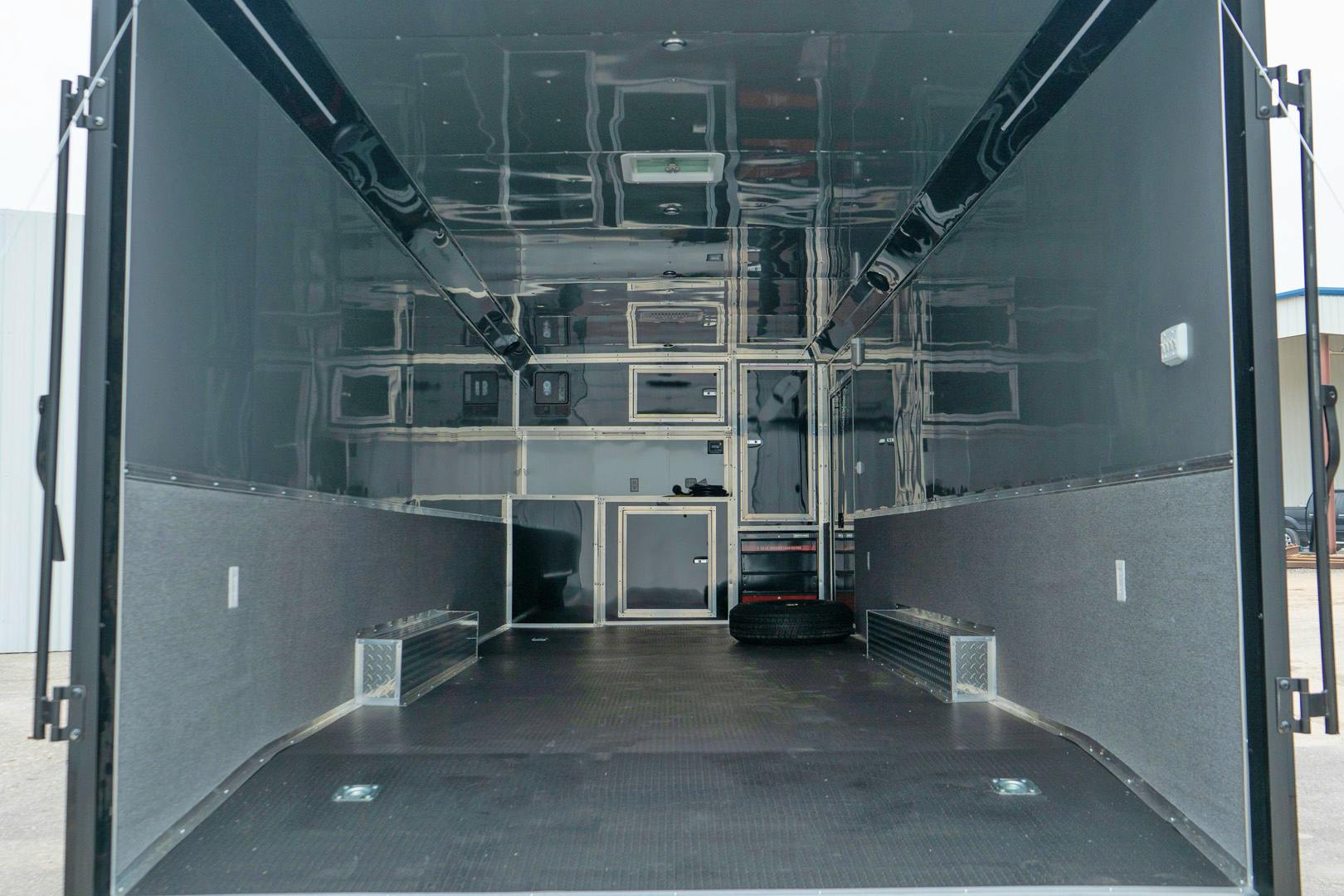 Spartan 8.5'x28' Enclosed Race Trailer w/ Rear Ramp Door (CR) - Stock #88528 - Image 22 of 36