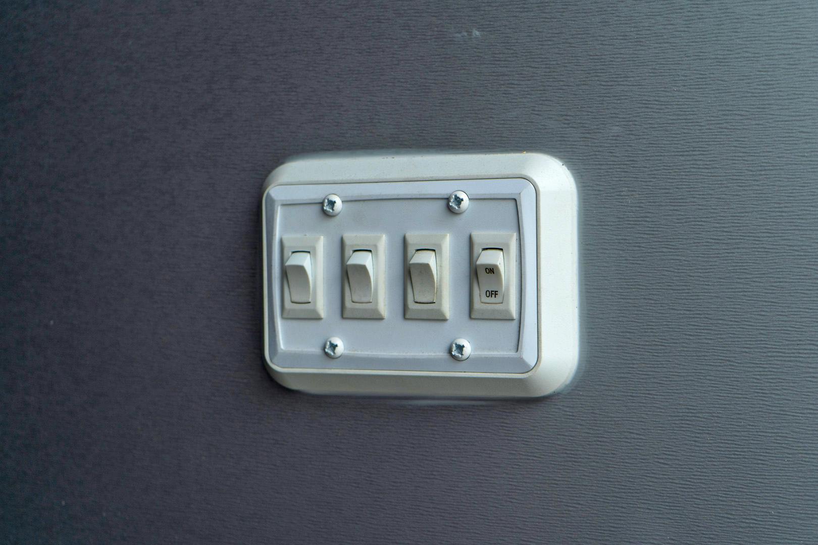 Spartan 8.5'x28' Enclosed Race Trailer w/ Rear Ramp Door (CR) - Stock #88528 - Image 24 of 36