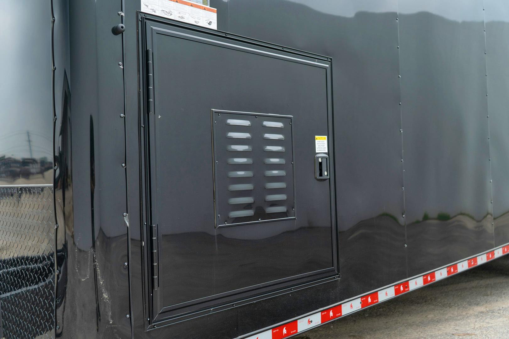 Spartan TA 8'6" × 28' Enclosed Cargo Trailer