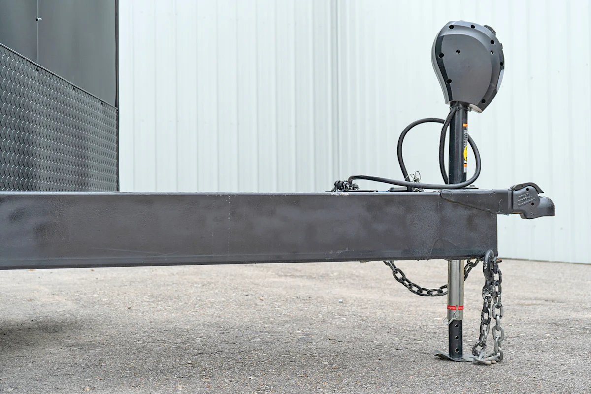 Spartan 8.5'x28' Enclosed Race Trailer w/ Rear Ramp Door (CR) - Stock #88528 - Image 8 of 36 Spartan 8.5'x28' Enclosed Race Trailer w/ Rear Ramp Door (CR) - Stock #88528 - Image 8 of 36