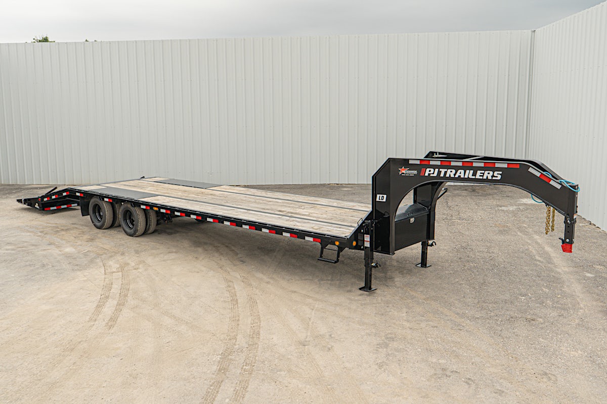 PJ Trailers 32'x102" Gooseneck Low Pro Flatbed Trailer w/ Duals (LD) - Stock #88601 - Image 3 of 28 PJ Trailers 32'x102" Gooseneck Low Pro Flatbed Trailer w/ Duals (LD) - Stock #88601 - Image 3 of 28