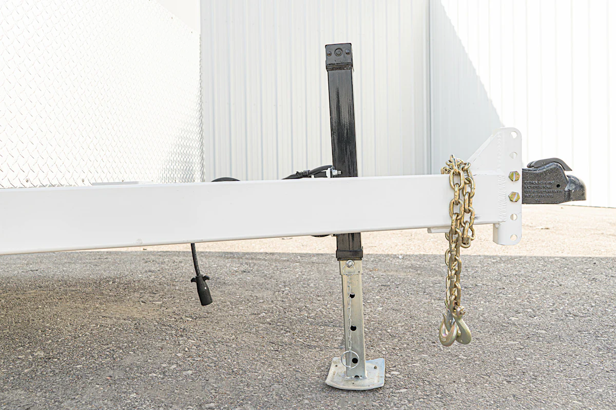 LoneStar 7.10'x20' 14k Steel Enclosed Cargo Trailer w/ Rear Ramp Door (C2) - Stock #88614 - Image 5 of 17 LoneStar 7.10'x20' 14k Steel Enclosed Cargo Trailer w/ Rear Ramp Door (C2) - Stock #88614 - Image 5 of 17