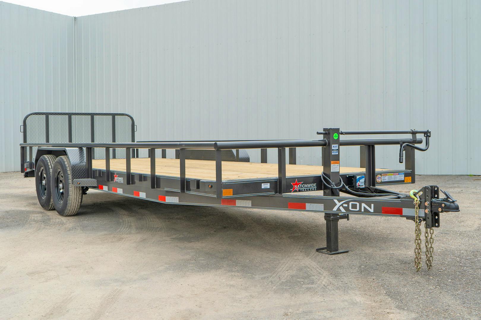 X-ON 22'x83" Utility Trailer w/ 2' Dovetail & 3' Gate (U2)