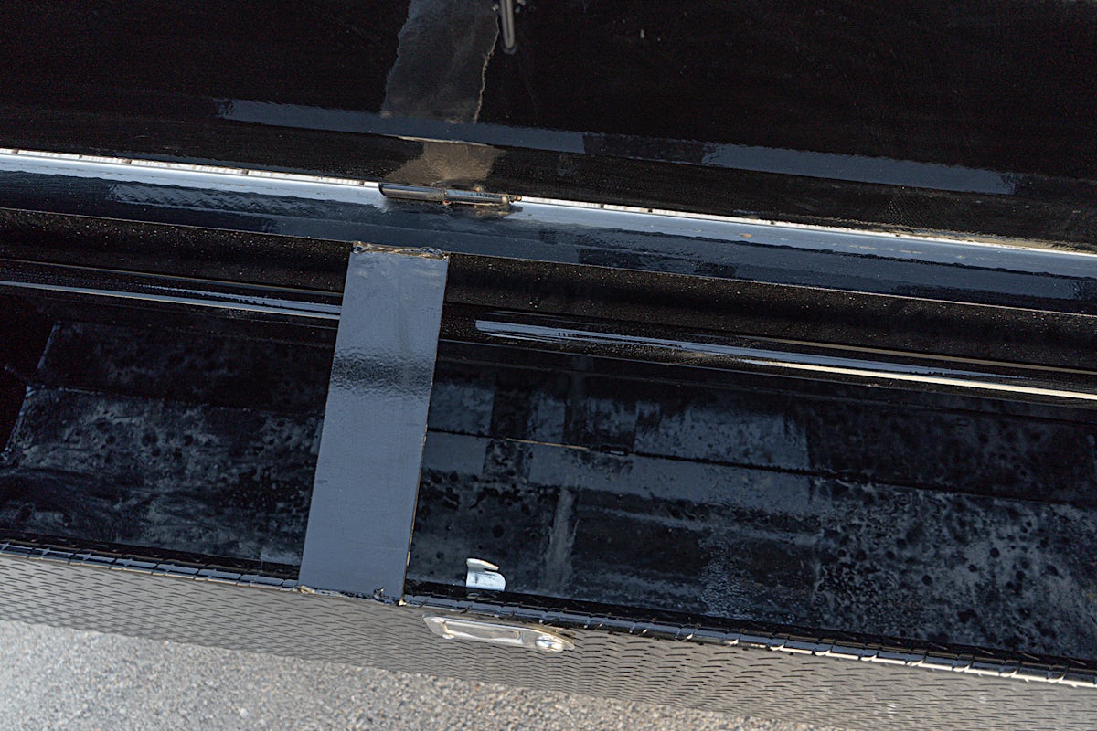 PJ Trailers 24'x102" Gooseneck 10" Pro I-Beam S/W Equipment Trailer (H7) - Stock #88665 - Image 9 of 17 PJ Trailers 24'x102" Gooseneck 10" Pro I-Beam S/W Equipment Trailer (H7) - Stock #88665 - Image 9 of 17