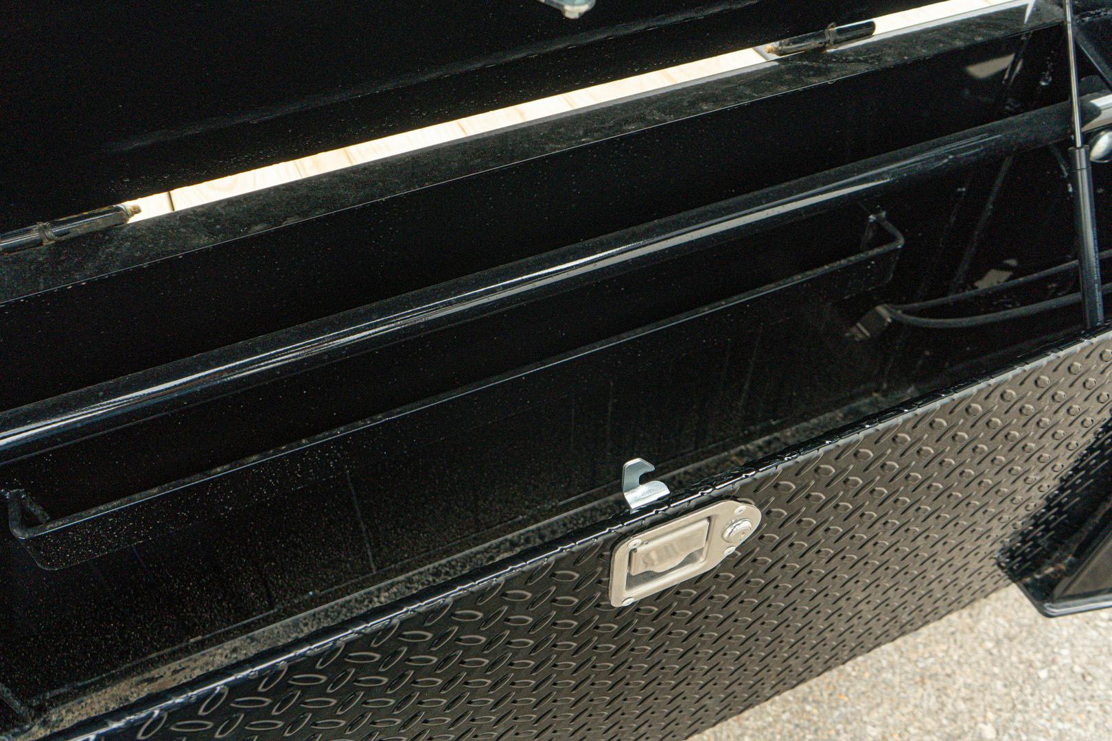 PJ Trailers 40'x102" Gooseneck Low Pro Flatbed Trailer w/ Duals (LD) - Stock #88669 - Image 15 of 28