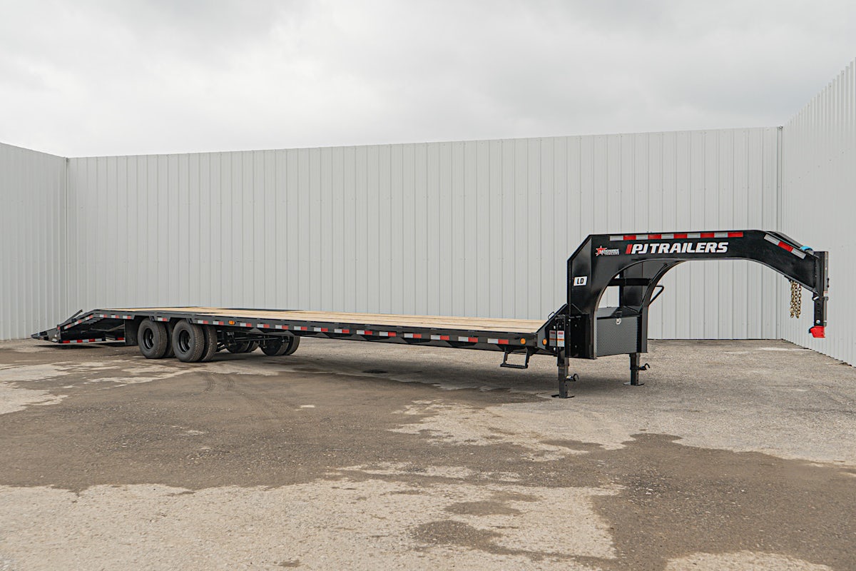 PJ Trailers 40'x102" Gooseneck Low Pro Flatbed Trailer w/ Duals (LD) - Stock #88669 - Image 6 of 28 PJ Trailers 40'x102" Gooseneck Low Pro Flatbed Trailer w/ Duals (LD) - Stock #88669 - Image 6 of 28