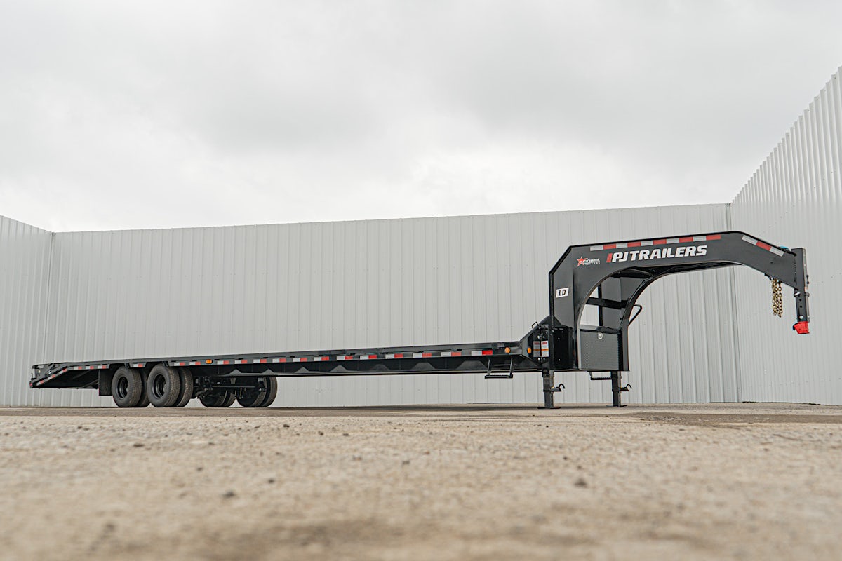 PJ Trailers 40'x102" Gooseneck Low Pro Flatbed Trailer w/ Duals (LD) - Stock #88669 - Image 8 of 28 PJ Trailers 40'x102" Gooseneck Low Pro Flatbed Trailer w/ Duals (LD) - Stock #88669 - Image 8 of 28