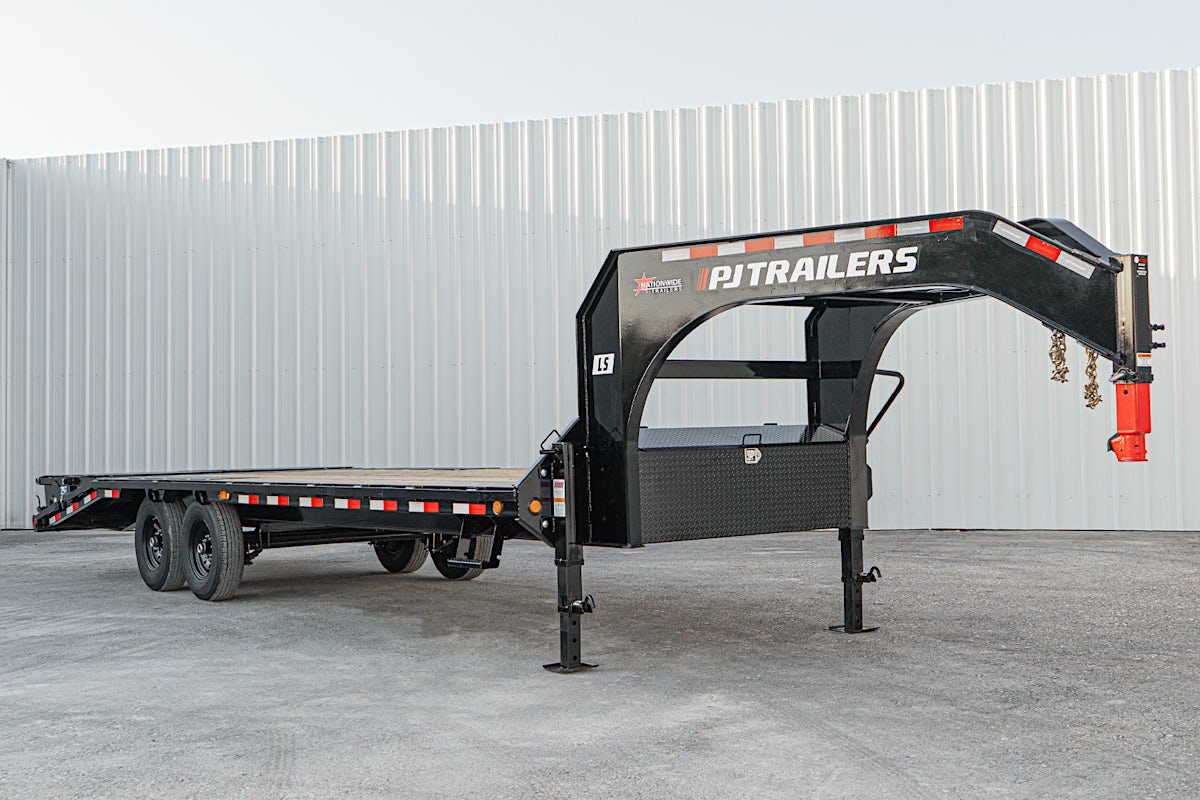 PJ Trailers 25'x102" Gooseneck Low Pro Flatbed Trailer w/ Singles (LS) - Stock #88670 - Image 4 of 27 PJ Trailers 25'x102" Gooseneck Low Pro Flatbed Trailer w/ Singles (LS) - Stock #88670 - Image 4 of 27