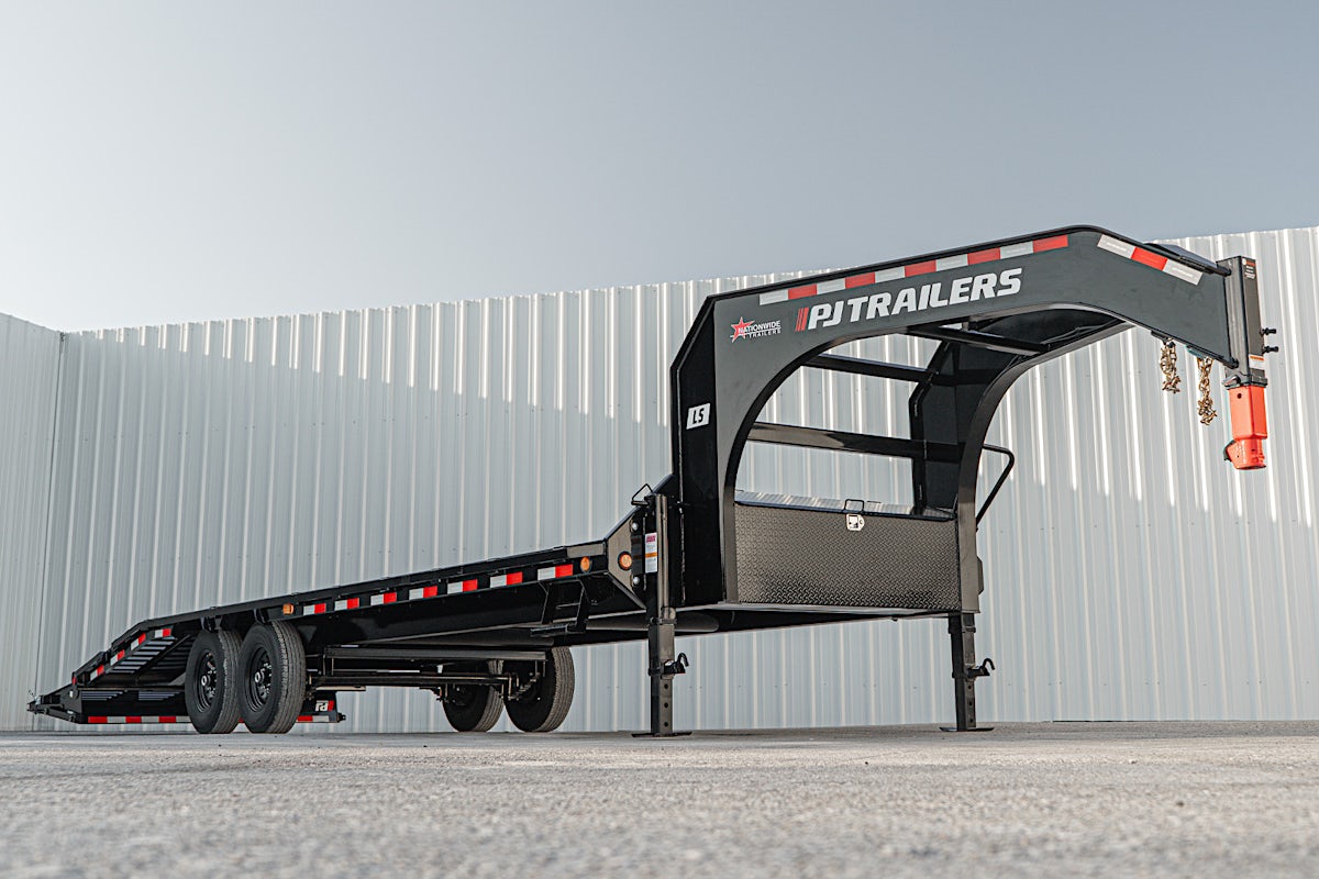 PJ Trailers 25'x102" Gooseneck Low Pro Flatbed Trailer w/ Singles (LS) - Stock #88670 - Image 9 of 27 PJ Trailers 25'x102" Gooseneck Low Pro Flatbed Trailer w/ Singles (LS) - Stock #88670 - Image 9 of 27
